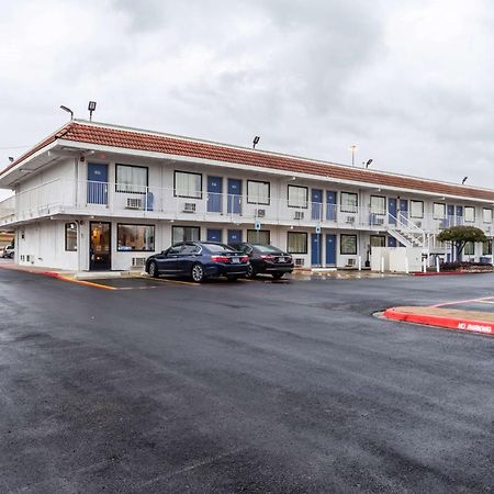 Motel 6-North Richland Hills, Tx Екстериор снимка