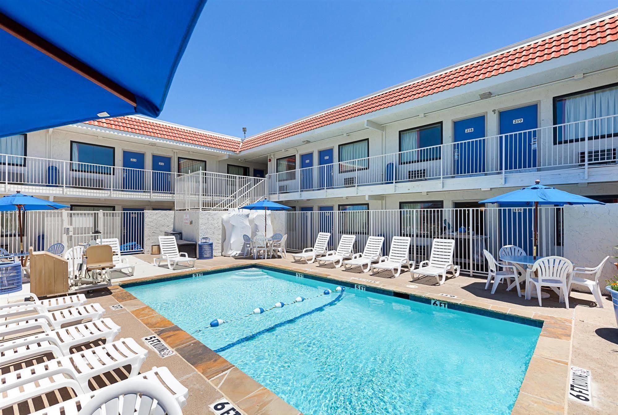 Motel 6-North Richland Hills, Tx Екстериор снимка
